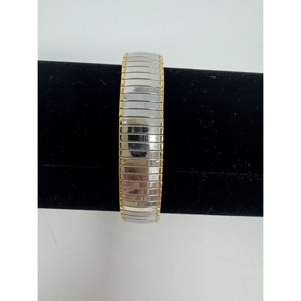 Vintage Armitron WARNER BROTHERS Bugs Bunny Silver & Gold Stretch Band Watch - Picture 2 of 6